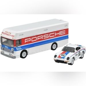 Hot Wheels Porsche Brumos racing
959 1986 Hauler
Team Transport